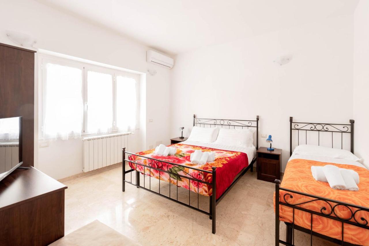 Apartment Nonna Anna โรม ภายนอก รูปภาพ
