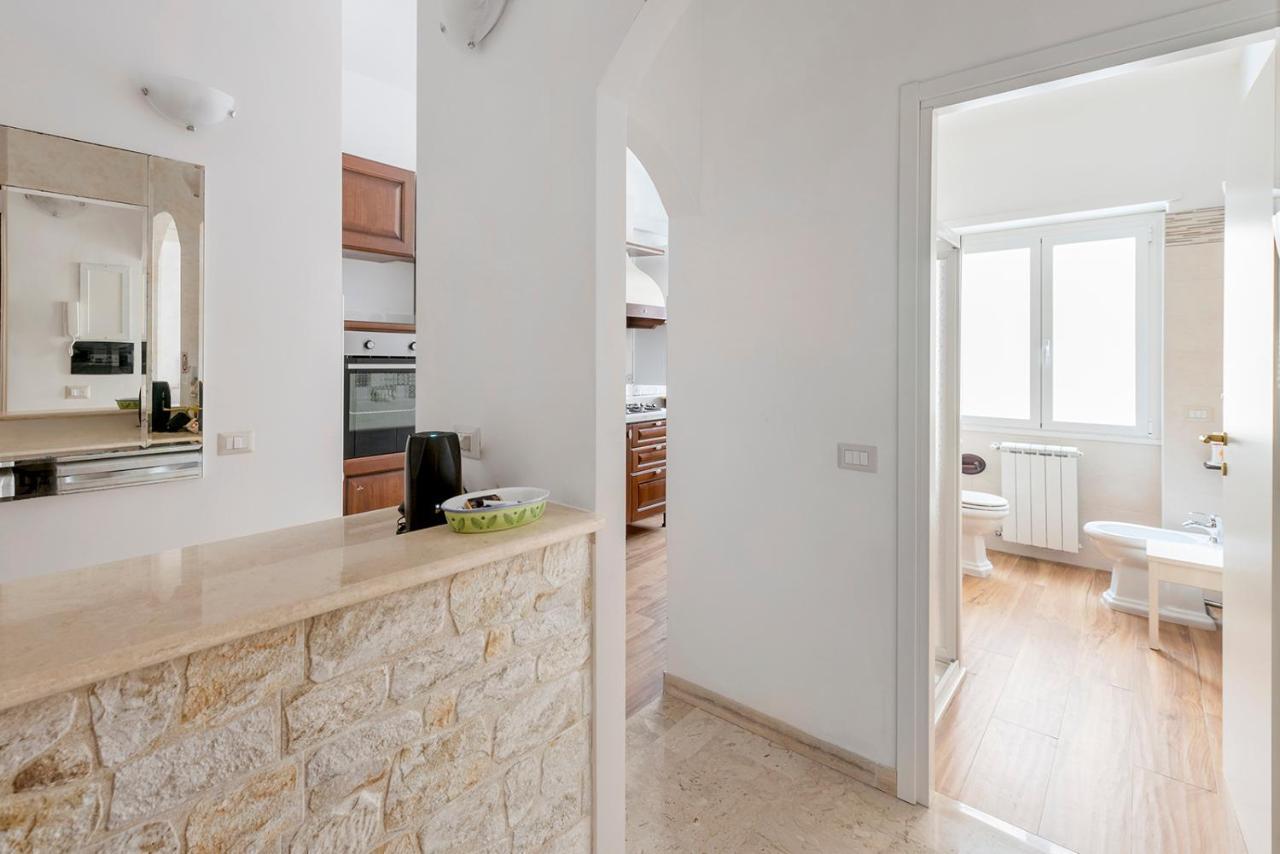 Apartment Nonna Anna โรม ภายนอก รูปภาพ